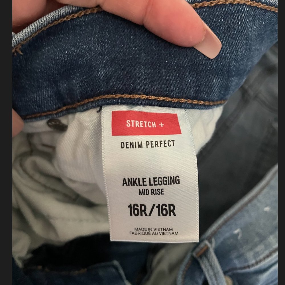 EXPRESS Angle Legging Mid Rise Jeans - Picture 2 of 3
